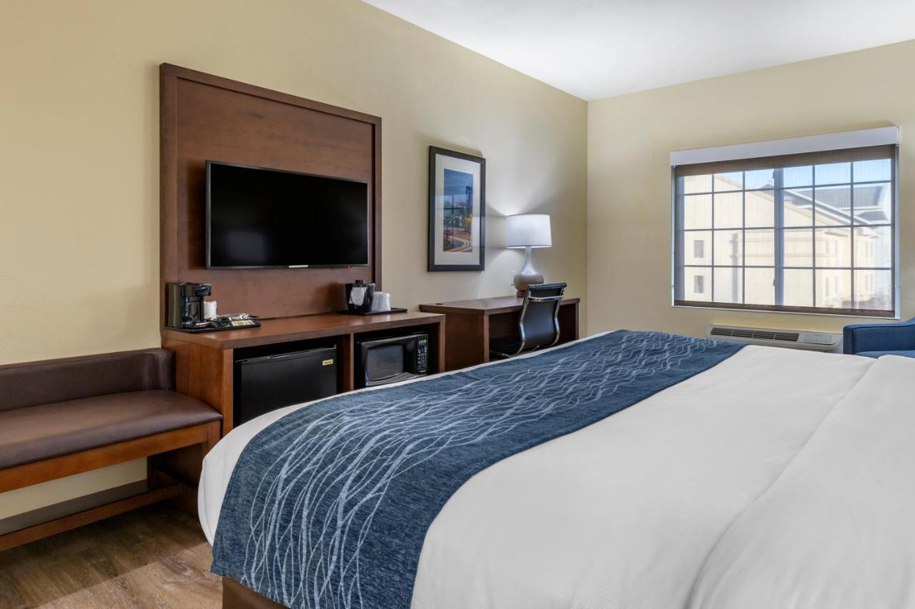 Comfort Inn & Suites High Point - Archdale Стая снимка