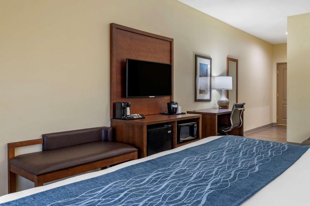 Comfort Inn & Suites High Point - Archdale Екстериор снимка