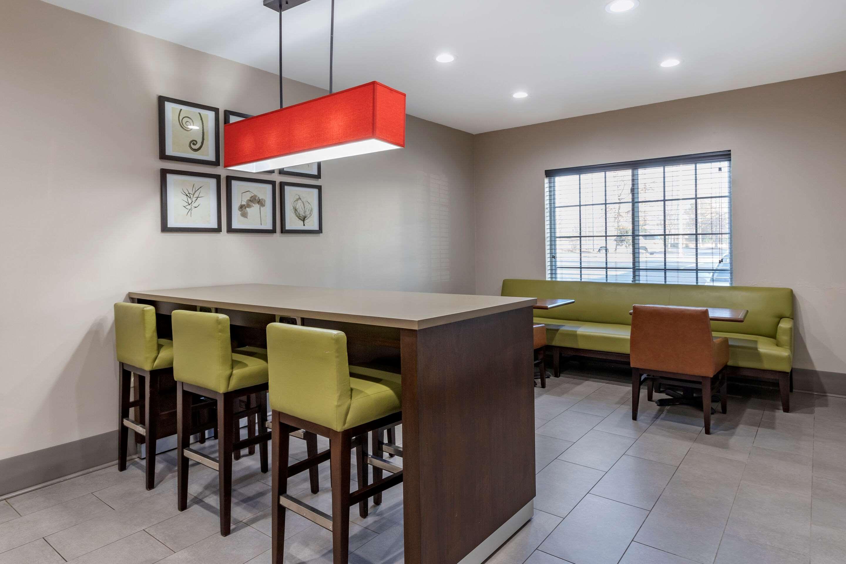 Comfort Inn & Suites High Point - Archdale Екстериор снимка