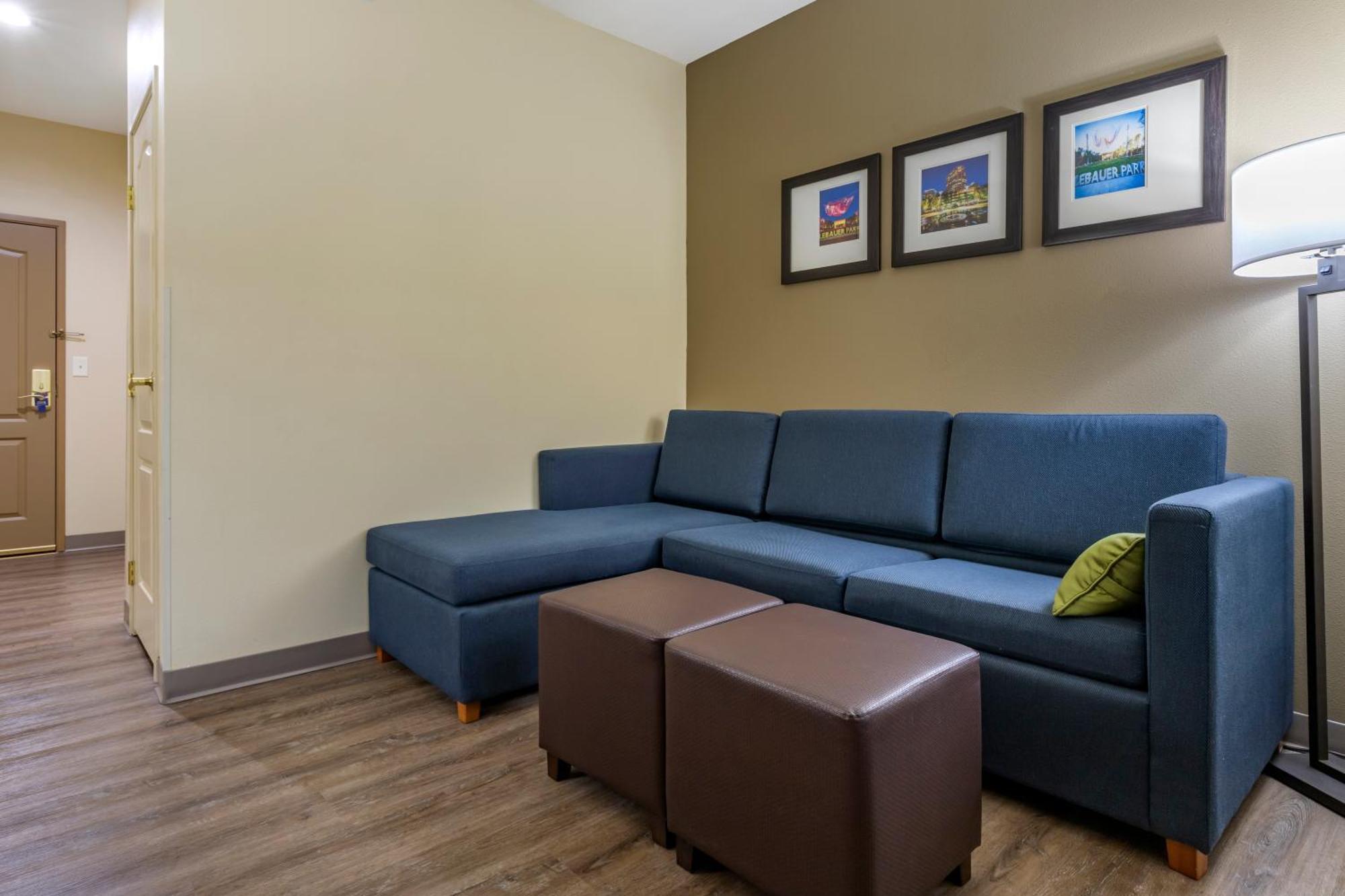 Comfort Inn & Suites High Point - Archdale Стая снимка