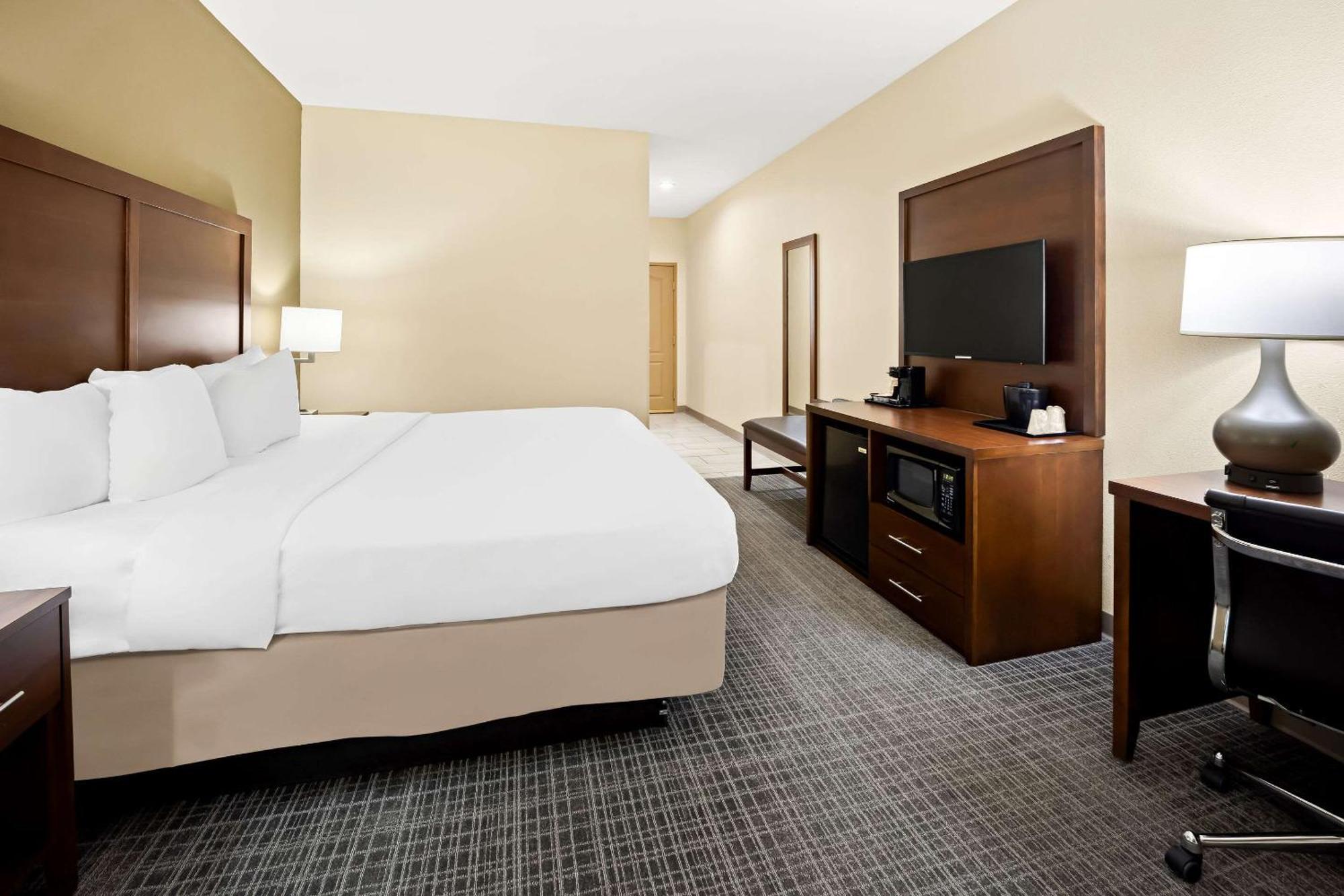 Comfort Inn & Suites High Point - Archdale Екстериор снимка